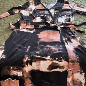 Simply Vera Vera Wang Black and Pink Long Sleeve Dress